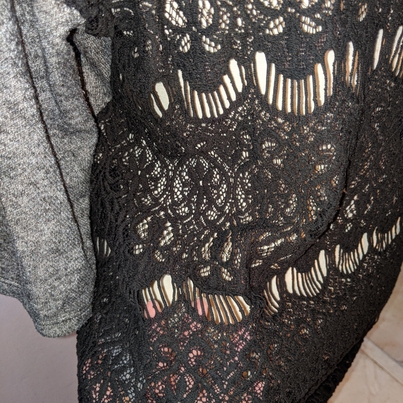 Torrid Lacey Top - Picture 5 of 6